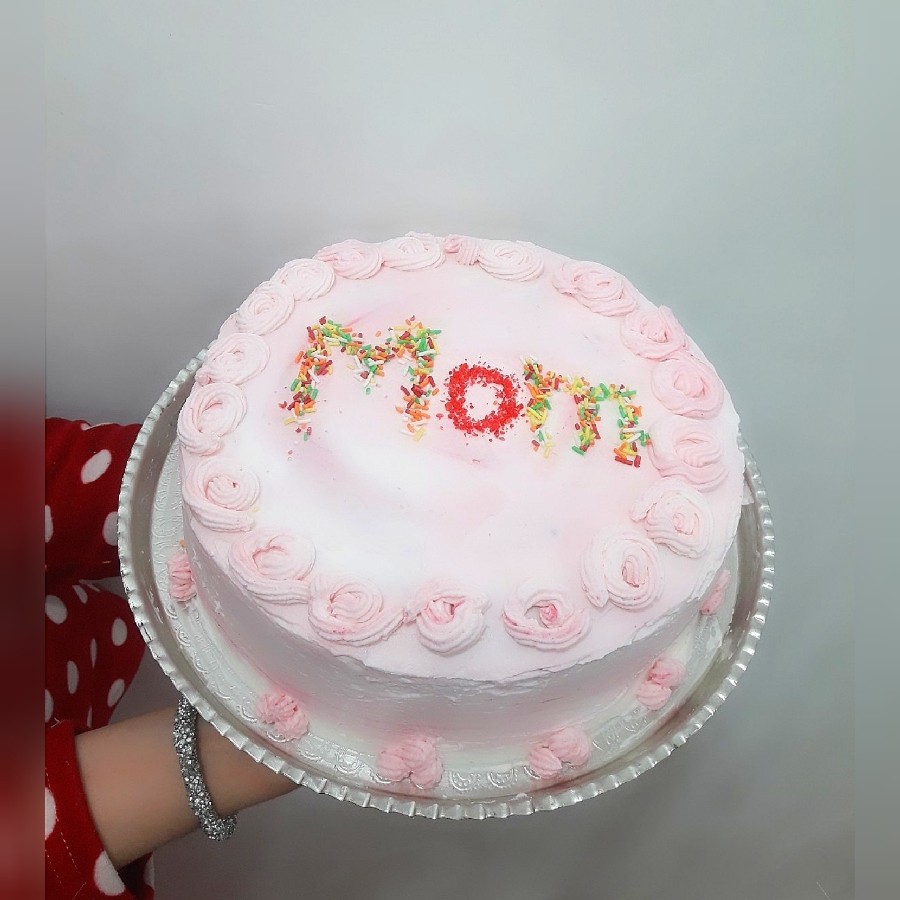 عکس کیک روز مادر( با تکنیک ابرو بادی)