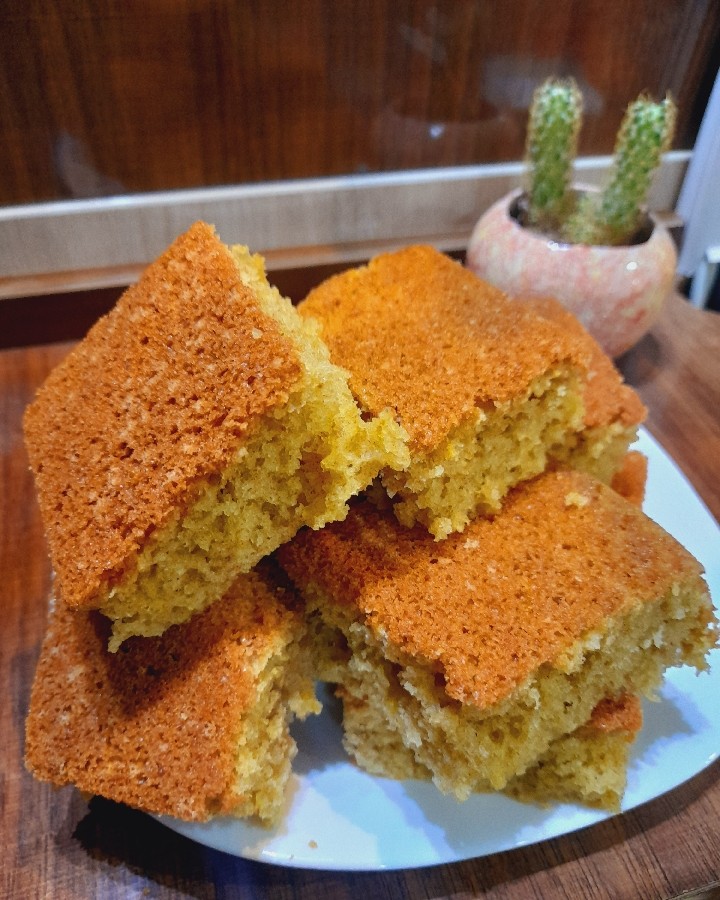 کیک زعفرونی