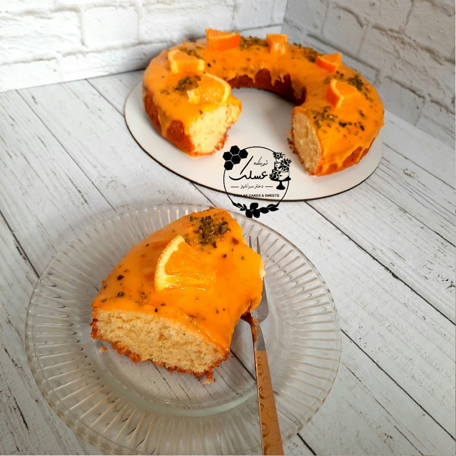عکس کیک پرتقال با سس پرتقالی