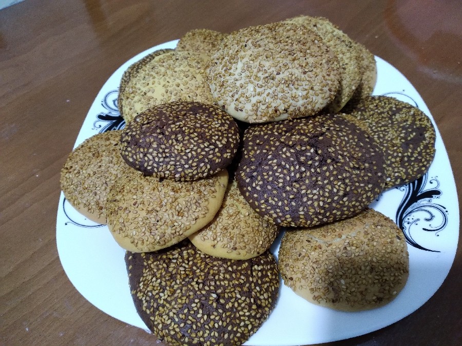 کلوچه کنجدی