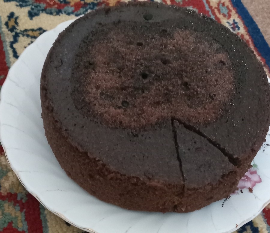 عکس کیک شکلاتی تقدیمی من به پدرومادرشوهرعزیزم 