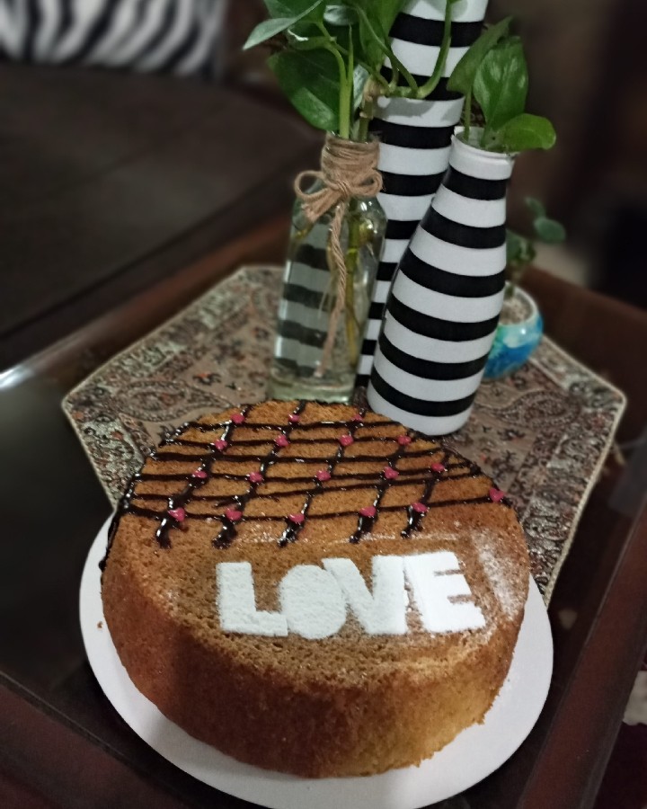 کیک هجدهمین سالگرد ازدواجمون ...¹³⁸³.¹².¹⁷