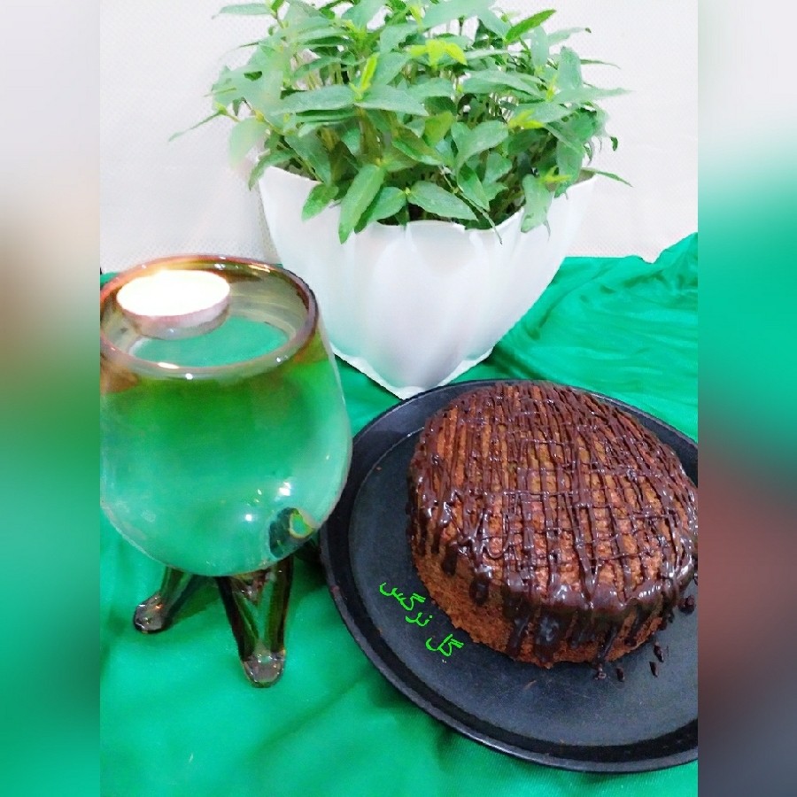 عکس کیک هویج وگردو با رویه شکلات