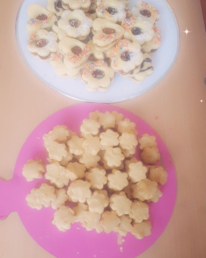 عکس شیرینی های من واسه عید 