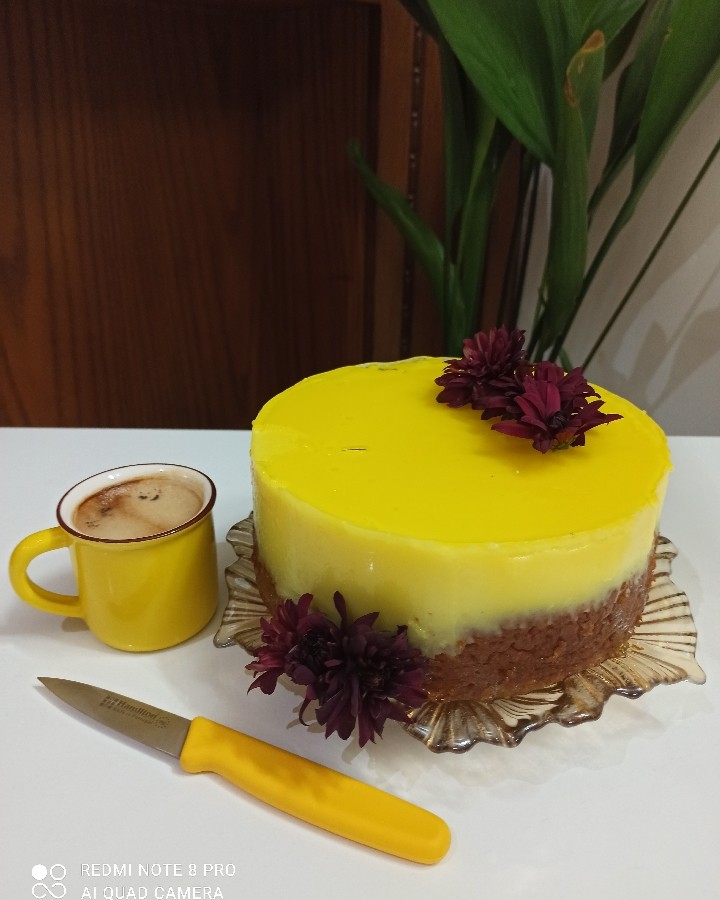 عکس چیز کیک زعفرانی