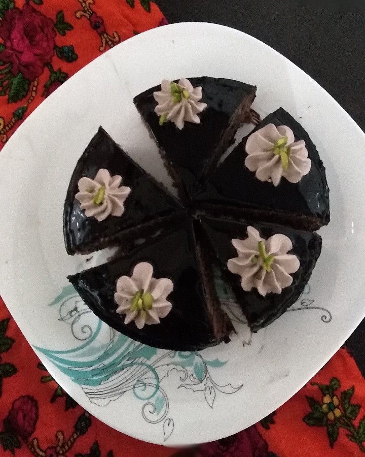 عکس کیک شیفون با گاناش