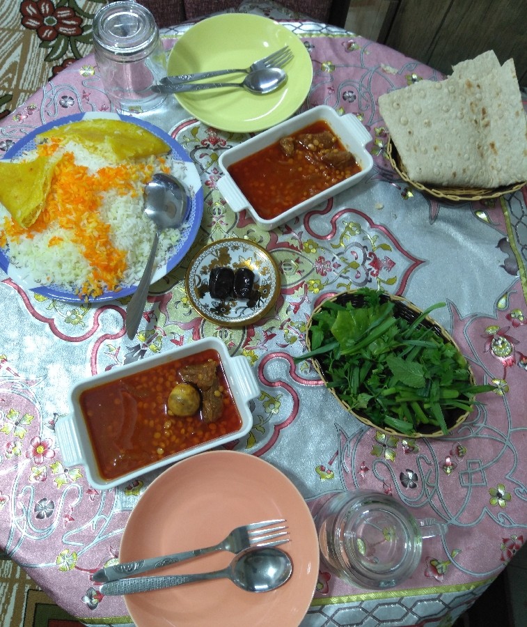 عکس سفره افطاری اولین روز ماه رمضان