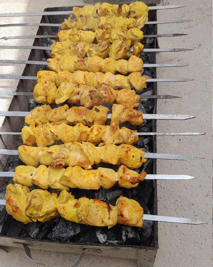 عکس ناهار سیزده بدربا تاخیر