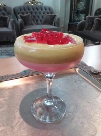 یه دسر دیگه