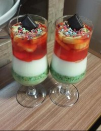 دسر هلو با ژله