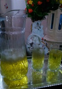 شربت عرق بیدمشک