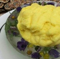 بستنی سنتی زعفرانی
