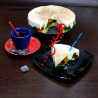 چیز کیک خورده شیشه عزیزای دلم من به کلمه ی هیس... ارادت خاصی دارم شما راحت نظراتون رو بدید