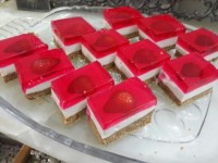 چیزکیک توت فرنگی روز عشق