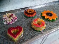 ژله رنگین کمان و گل آفتابگردون