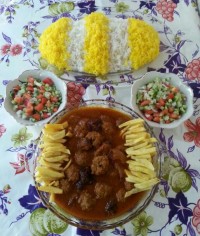 خوراک گوشت قلقلی با آلوچه