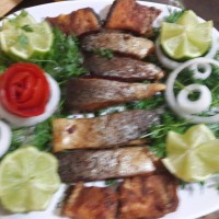 خوراک ماهی سالمون با لیموترش