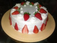 کیک ساده خامه ای