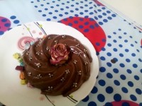 کرم شکلاتی خوشمزه بود