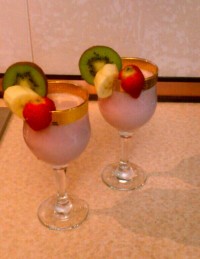 اسموتی توت فرنگی،کیوی وموز