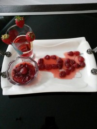 مربا وشربت توت فرنگی