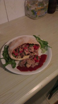 فاهیتا در لانه ی پیتا