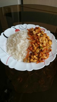 هویچ پلو با مرغ