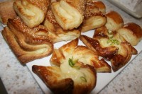 انواع نان خامه ای