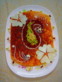 ته چین آلو و اسفناج با مرغ