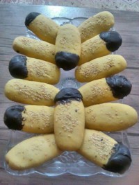 بیسکوییت کنجدی با شکلات