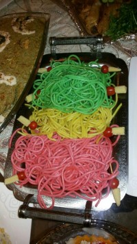 ماکارونی رنگی