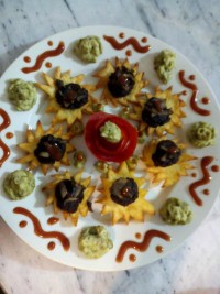 لقمه های سیب زمینی و برگر