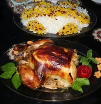 زرشک پلو با مرغ شکم پر