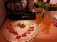 ژله معلق---دنت با اسانس توت فرنگی