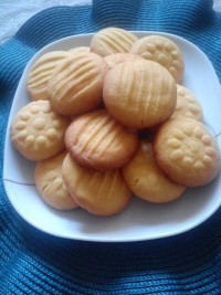 کوکی کاسترد