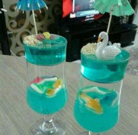 ژله میان تهی
