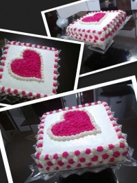 کیک اسفنجی با دستور پاپیون