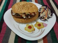 همبرگر گوشت و سویا