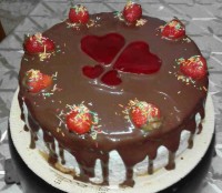 کیک اسفنجی با رویه گاناش