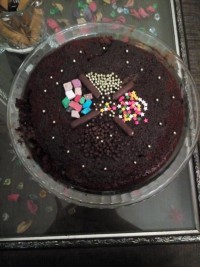 اینم اولین کیک خیس شکلاتی من به مناسبت ولادت امام رضا (ع)