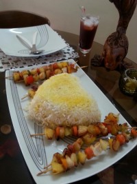 کباب چوبی (مرغ وسبزیجات)