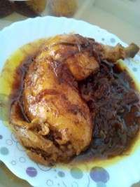 خورش مرغ با سس مخصوص