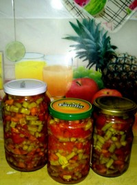 ترشی لوبیا سبز با پوره گوجه فرنگی