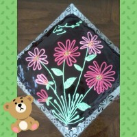 کیک اسفنجی باروکش خامه وشکلات