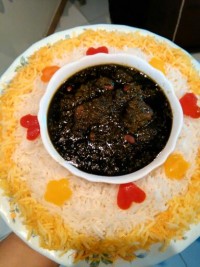 اینم شام امشب ما قورمه سبزی