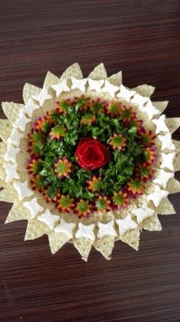 این نون پنیر رو واسه سفره عقد دوستم درست کردم خیلی خوشش اومده بود امیدوارم شماهم خوشتون بیاد