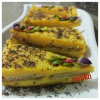 کاسترد قالبی با سس شکلات