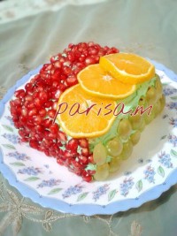 کیک شیفون با خامه و میوه