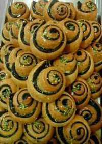 رول خرما