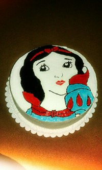 کیک سفید برفی من